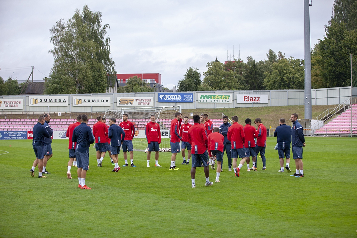 "Crvena zvezda" treneris prieš mūšį su "Sūduva": "Šiemet jie yra stipresni"