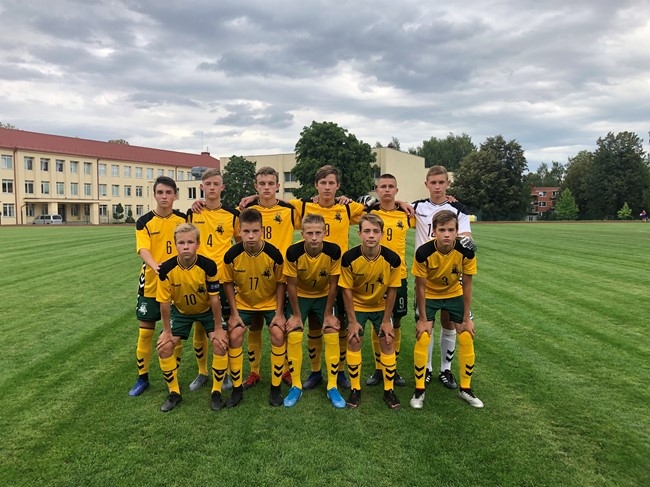 UEFA turnyre – pirmoji U-15 rinktinės pergalė