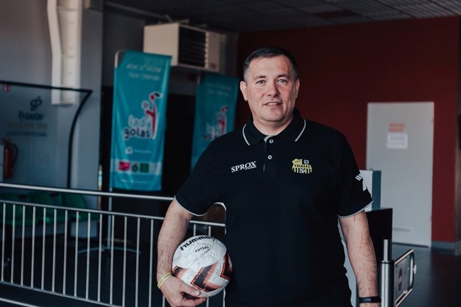 Ukrainietis įleido šaknis Lietuvoje ir užkrėtė futbolu Vilkijos vaikus 