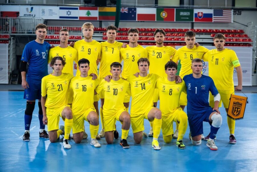 Studentų futsalo rinktinės kapitonas D. Daunoravičius: „Kiekvienas kovojome vienas už kitą“